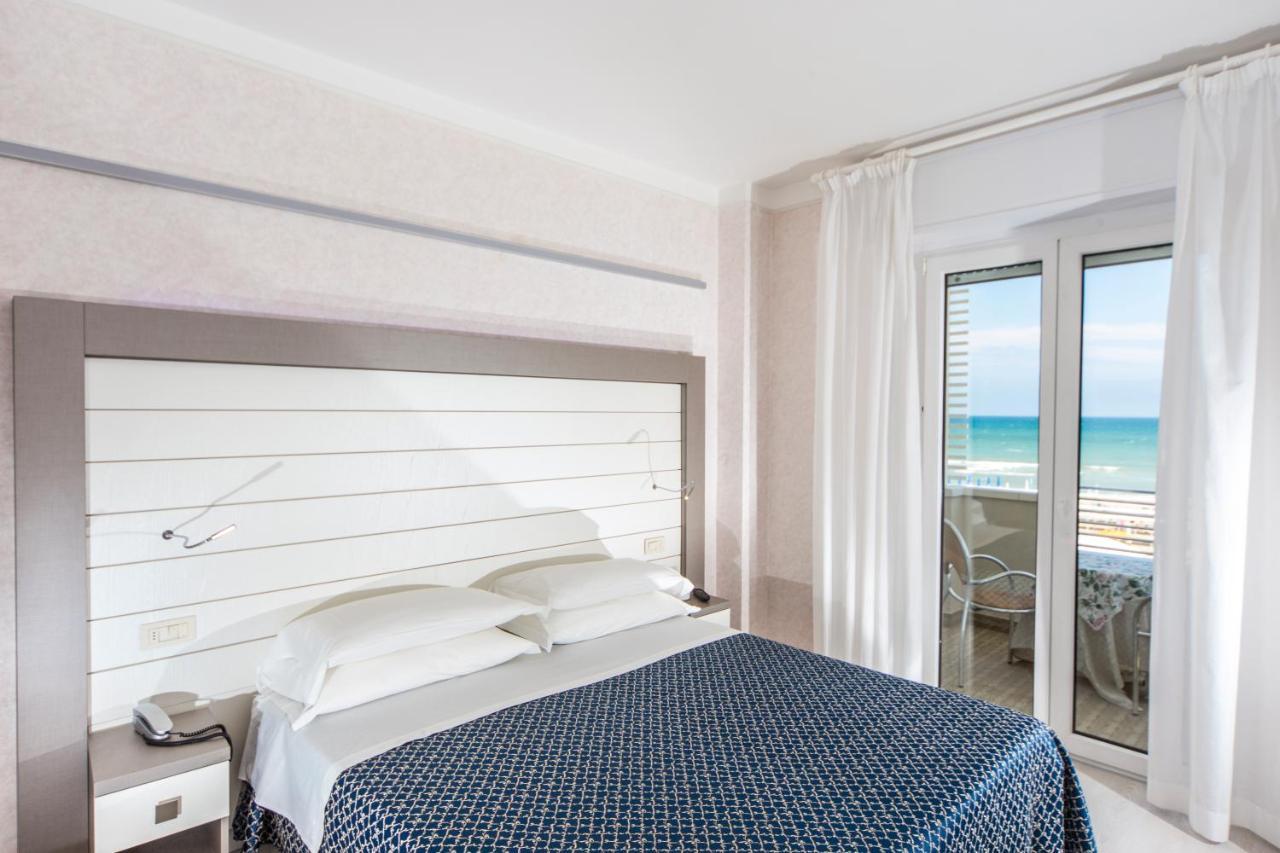 ריצ'יונה Hotel Record מראה חיצוני תמונה