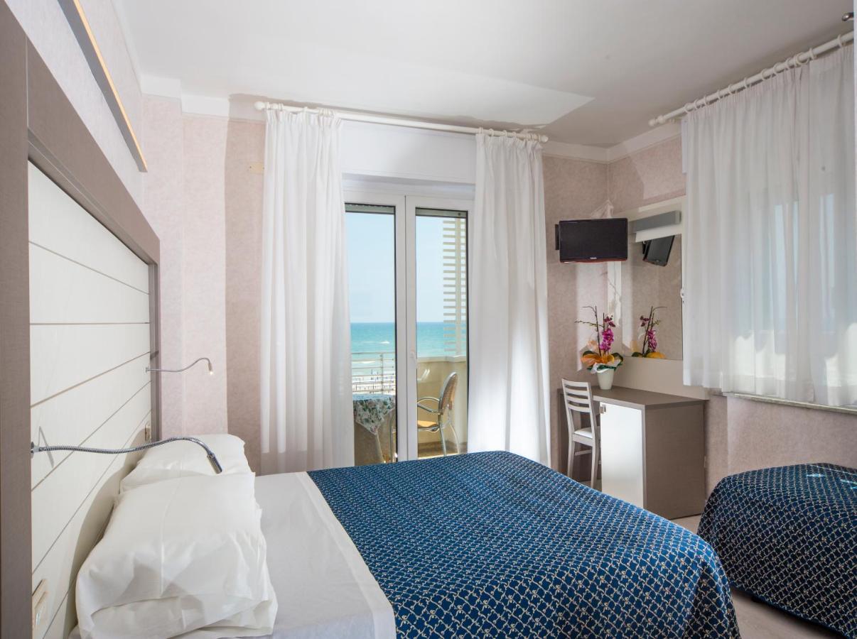 ריצ'יונה Hotel Record מראה חיצוני תמונה