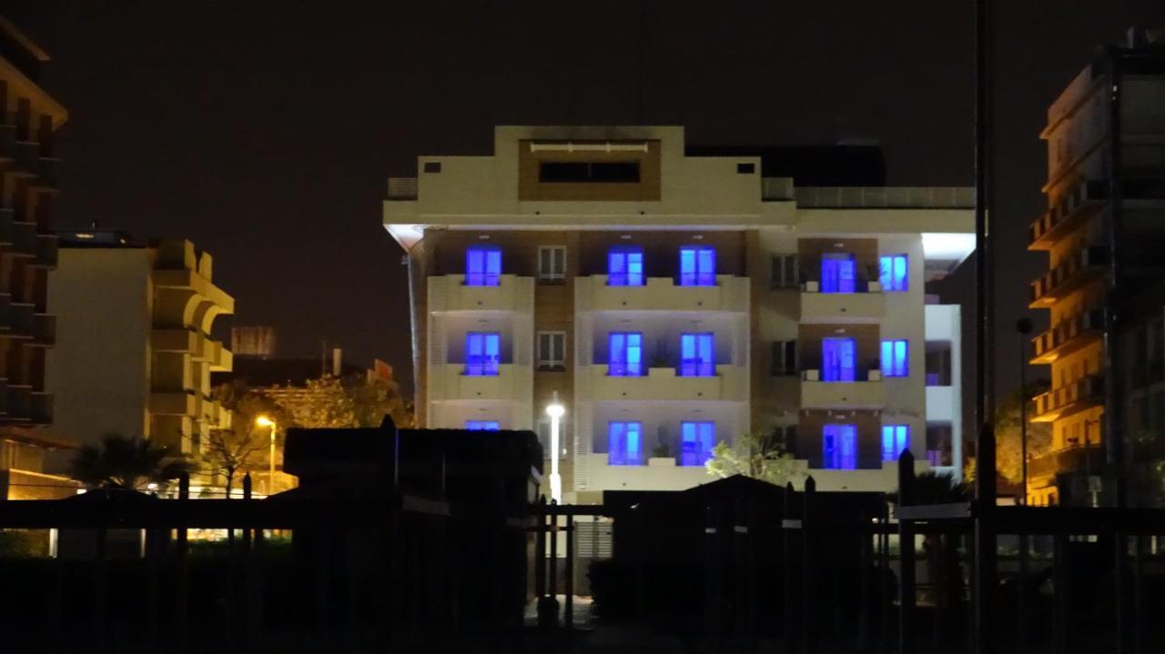 ריצ'יונה Hotel Record מראה חיצוני תמונה