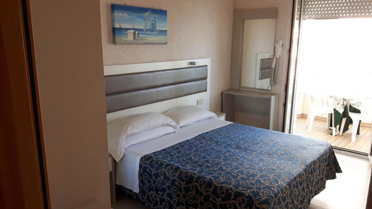 ריצ'יונה Hotel Record מראה חיצוני תמונה
