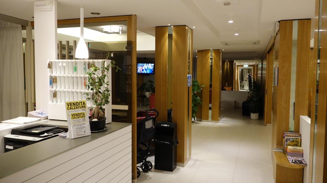 ריצ'יונה Hotel Record מראה חיצוני תמונה