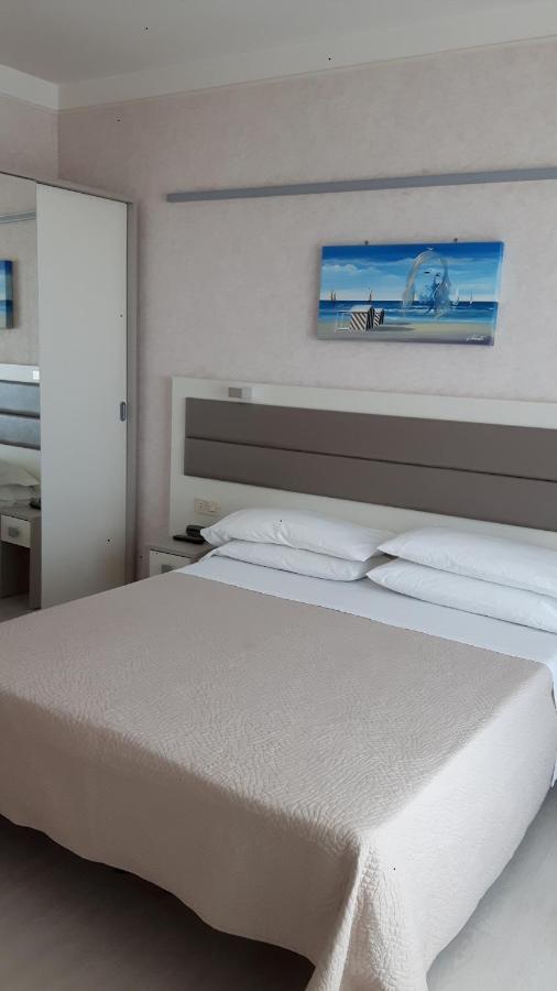 ריצ'יונה Hotel Record מראה חיצוני תמונה